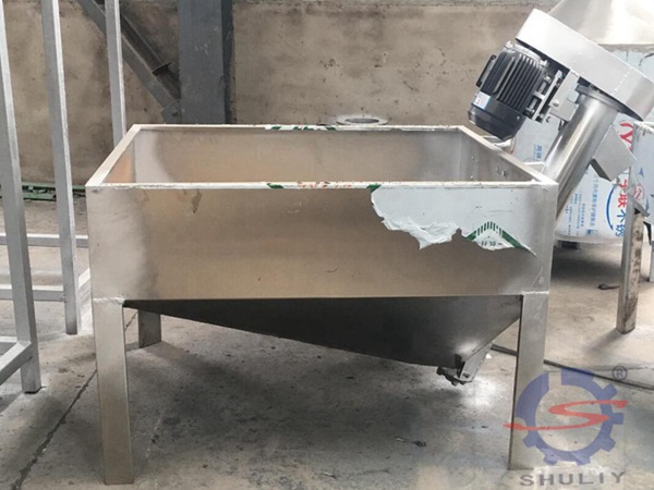 Bagging machine