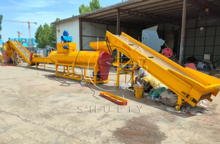 Konveyor panjat sabuk untuk daur ulang botol plastik