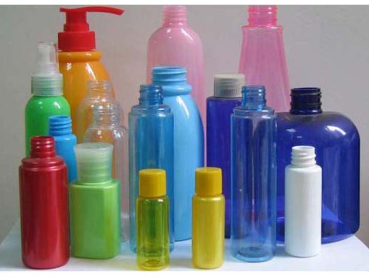 How are plastic products made？