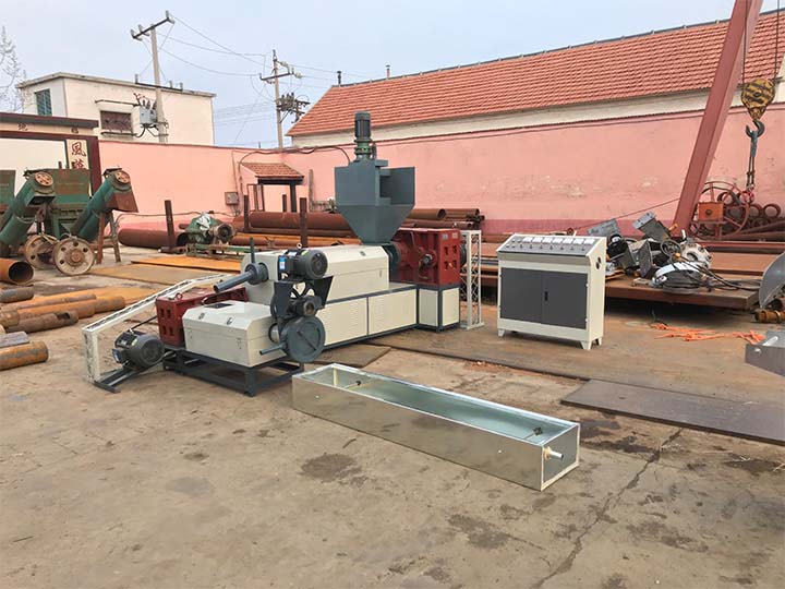 plastic pellet machine