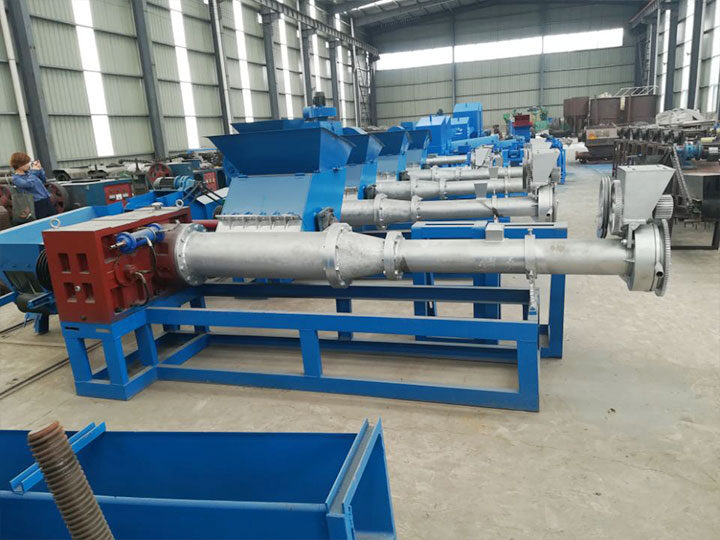 Growing focus on plastic recycling industry 2 plastic pellet making machine