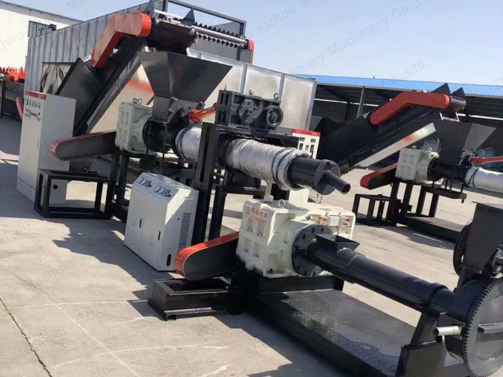 What is the difference between PE and PP plastic? 1 granulators in plant