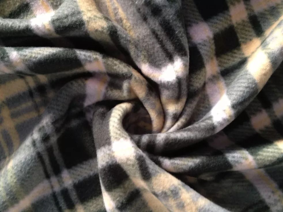 What can recycled PET flakes do? 2 polyester staple fiber