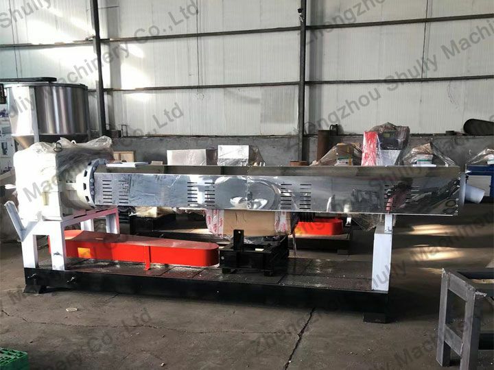 Plastic film recycling line 27 plastic pellet extruder has been shipped to Sri Lanka 结果