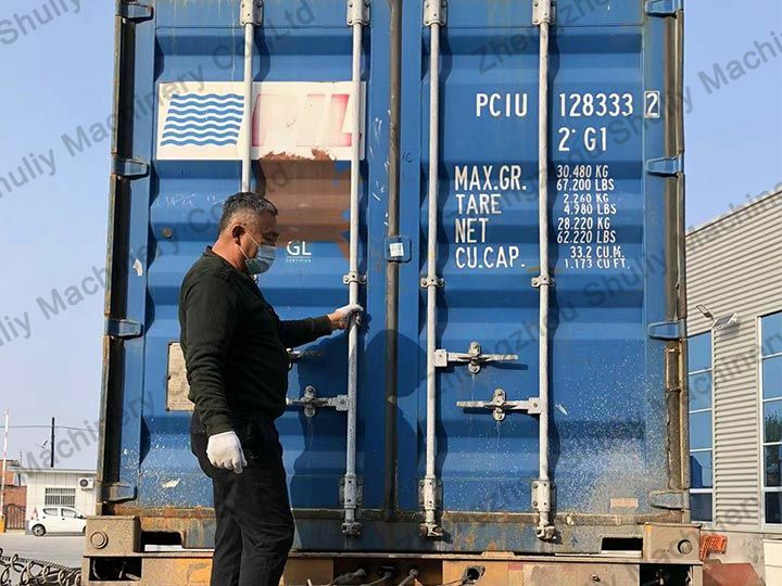 máquina de reciclaje de plástico enviada a Kenia 1