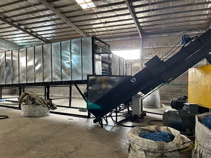 Plastic pelletizing plant installed in Saudi Arabia successfully 2 silo and conveyor1