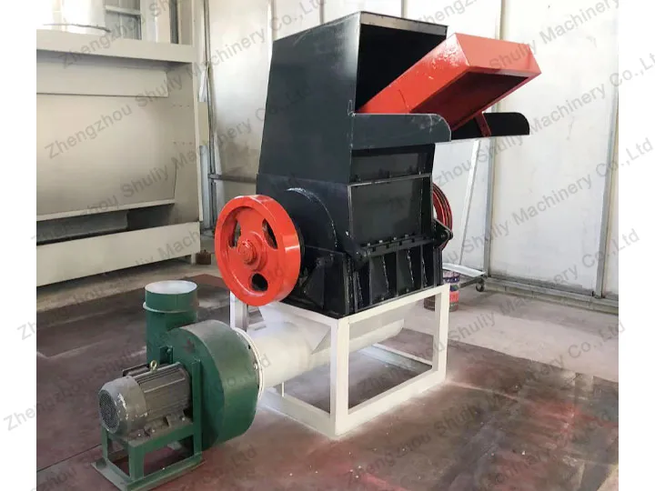 7 questions you want to know about plastic crusher machine