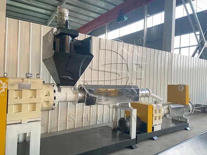 Plastic pelletizer machine shipped to Senegal