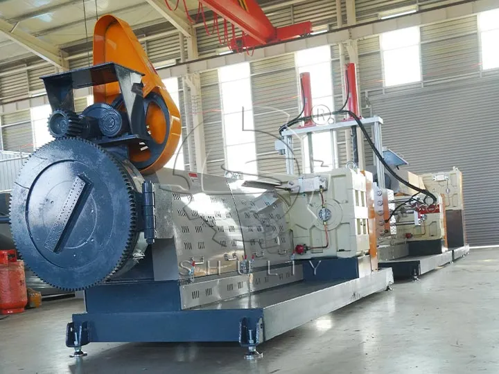 PVC compound extrusion pelletizing machine for plastic recycling plant