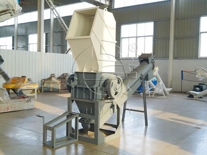 Plastic crusher machine manufacturers: help you start your recycling plant