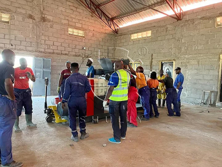 Site d'installation de la machine de recyclage de granulation de plastique