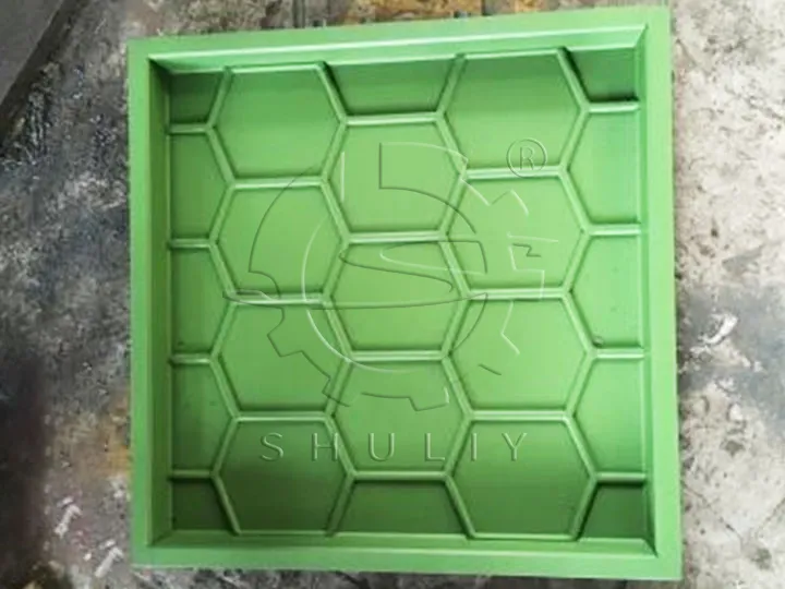 molds